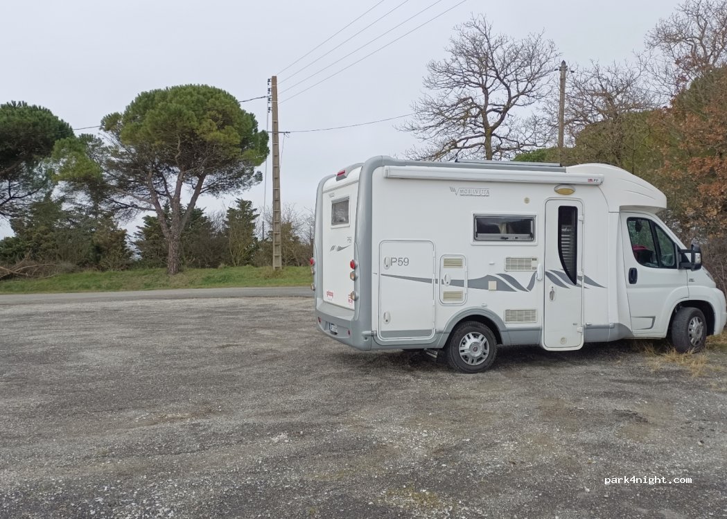 (11410) Gourvieille - D333 — foto