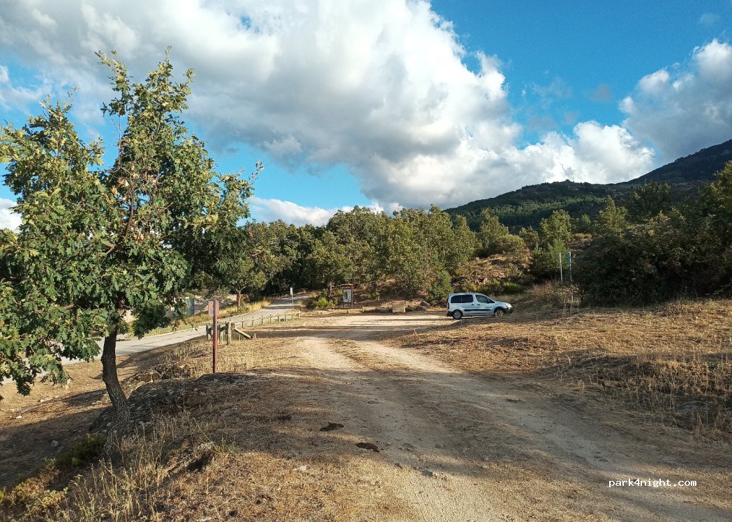(05697) Nava del Barco - Calle Corral — foto 2