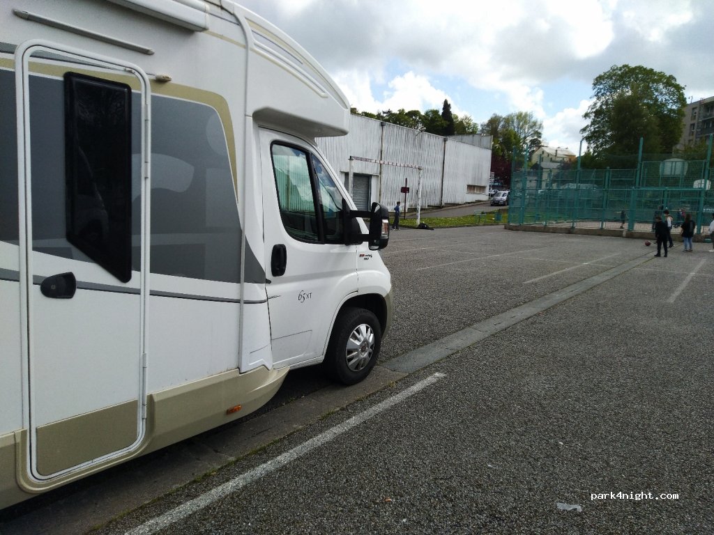 (76170) Lillebonne - 35 Rue Henri Messager — foto
