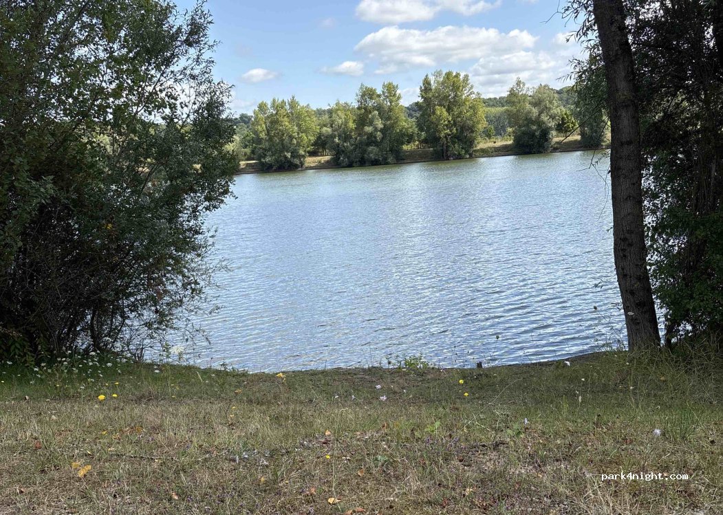 (58440) La Celle-sur-Loire - Route des Brocs — foto 3