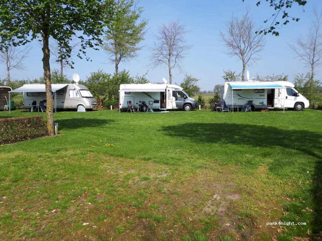 minicamping en paardenstation de Heibloem — foto