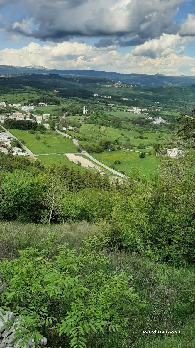 (37022) Fumane - Strada Provinciale 33 — foto 2