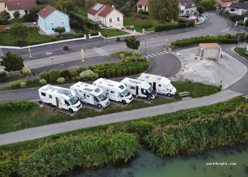 (70000) Vaivre-et-Montoille - Avenue du Lac — foto 2