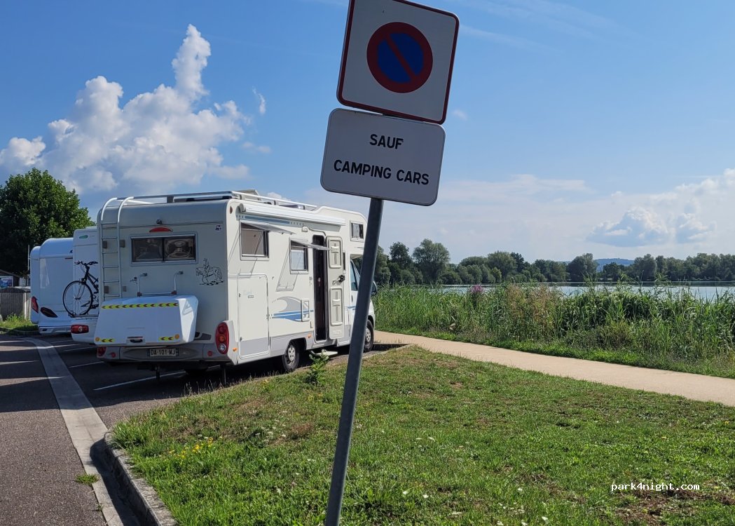 (70000) Vaivre-et-Montoille - Avenue du Lac — foto 4