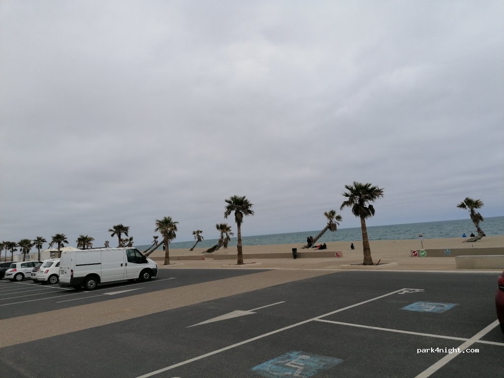 (66420) Le Barcarès - 2 Boulevard de la Côte Vermeille — foto 2