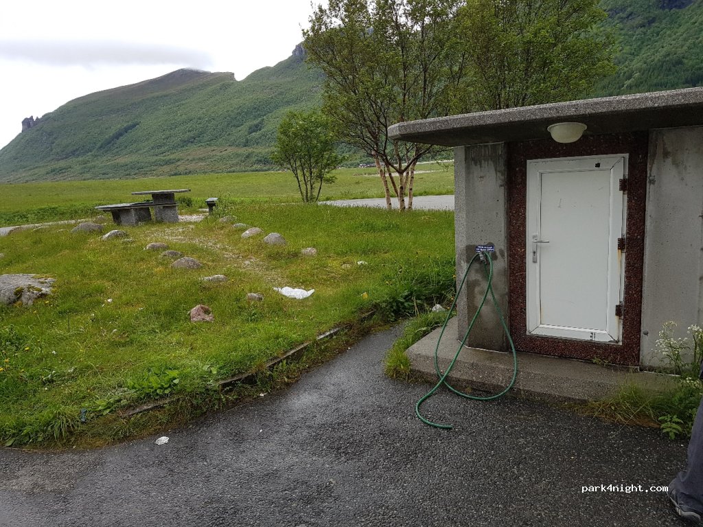 (8145) Storvik - 720 Fylkesveg 471 — foto