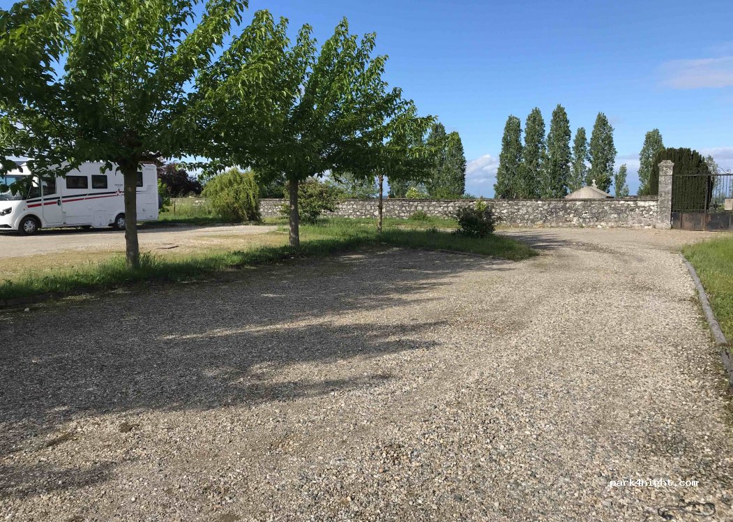 (47120) Saint-Jean-de-Duras - D313 — foto