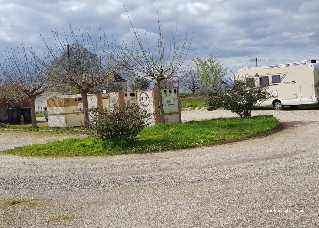(47120) Saint-Jean-de-Duras - D313 — foto 3
