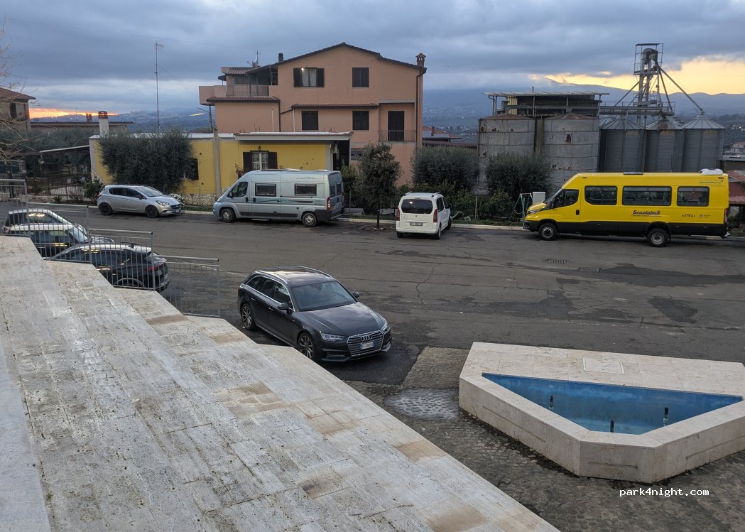 (04010) Boschetto - 12 Via Rocca Massima — foto 2