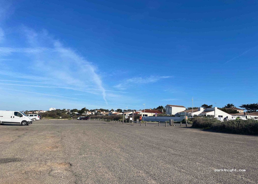 (85180) Le Château-d'Olonne - Promenade Edouard Herriot — foto 4