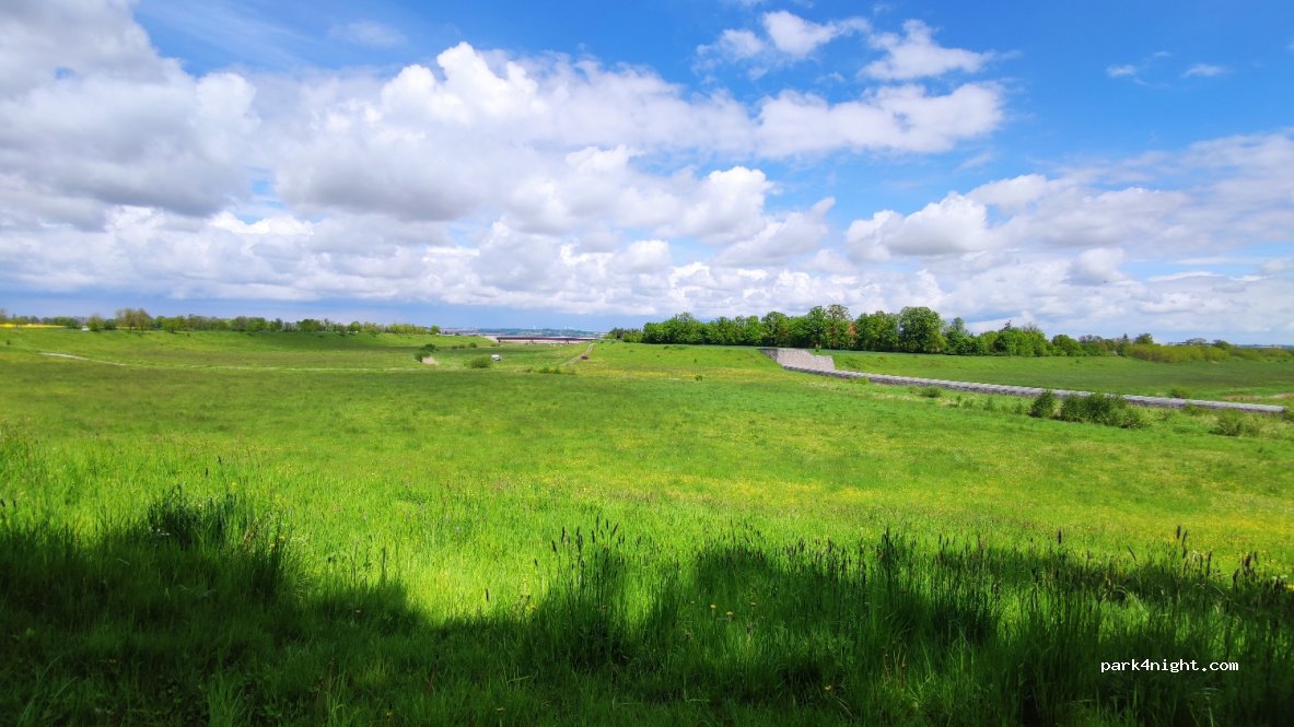 (48-370) Trzeboszowice - Unnamed Road — foto 2