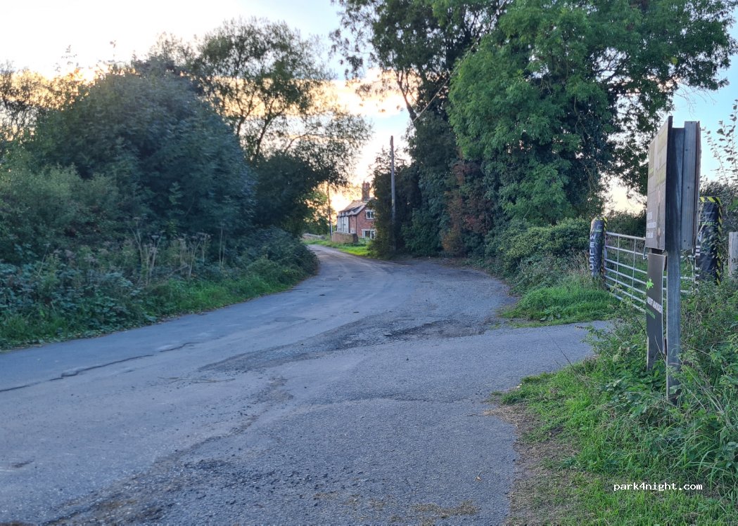 (LN1 2BG) Lincoln - Saxilby Road — foto