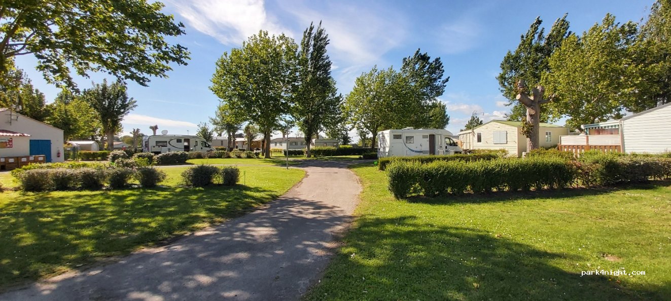 Flower Camping Le Pré des Sables — foto