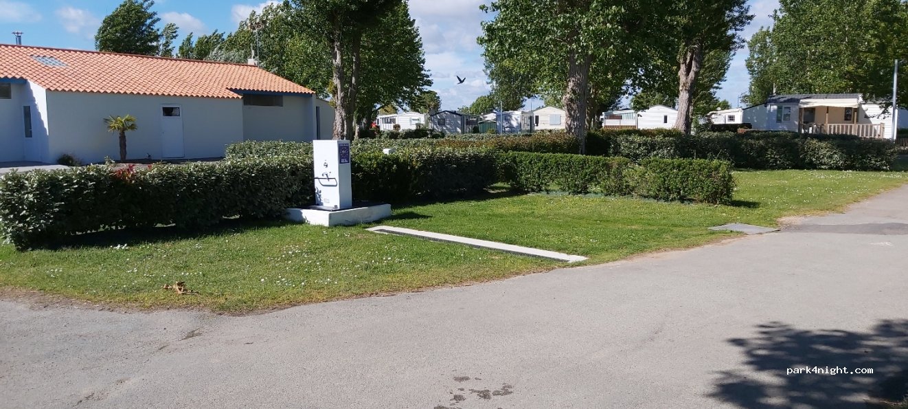 Flower Camping Le Pré des Sables — foto 2