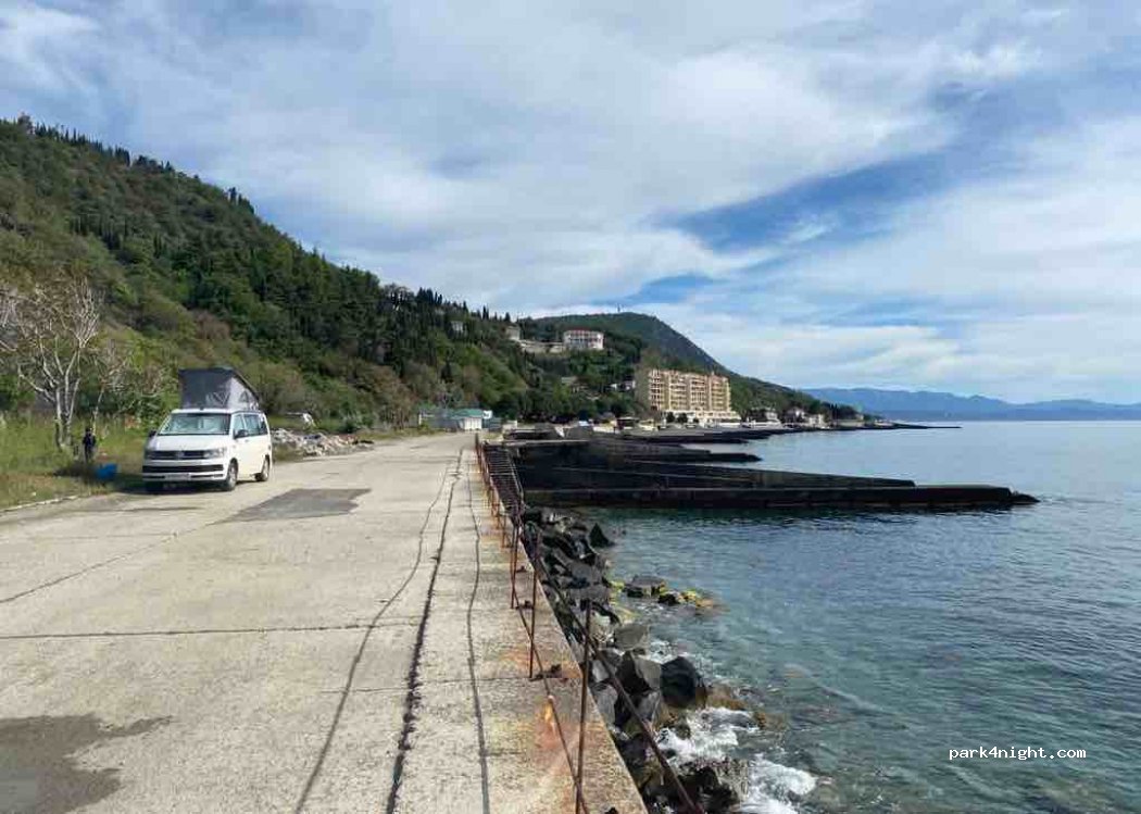 () Bondarenkove - Unnamed Road — foto
