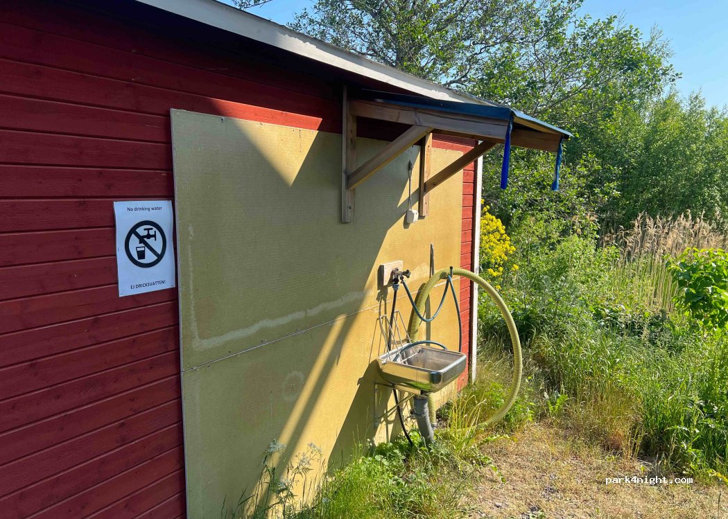 (817 30)  - 4 Järnvägsgatan — foto 4