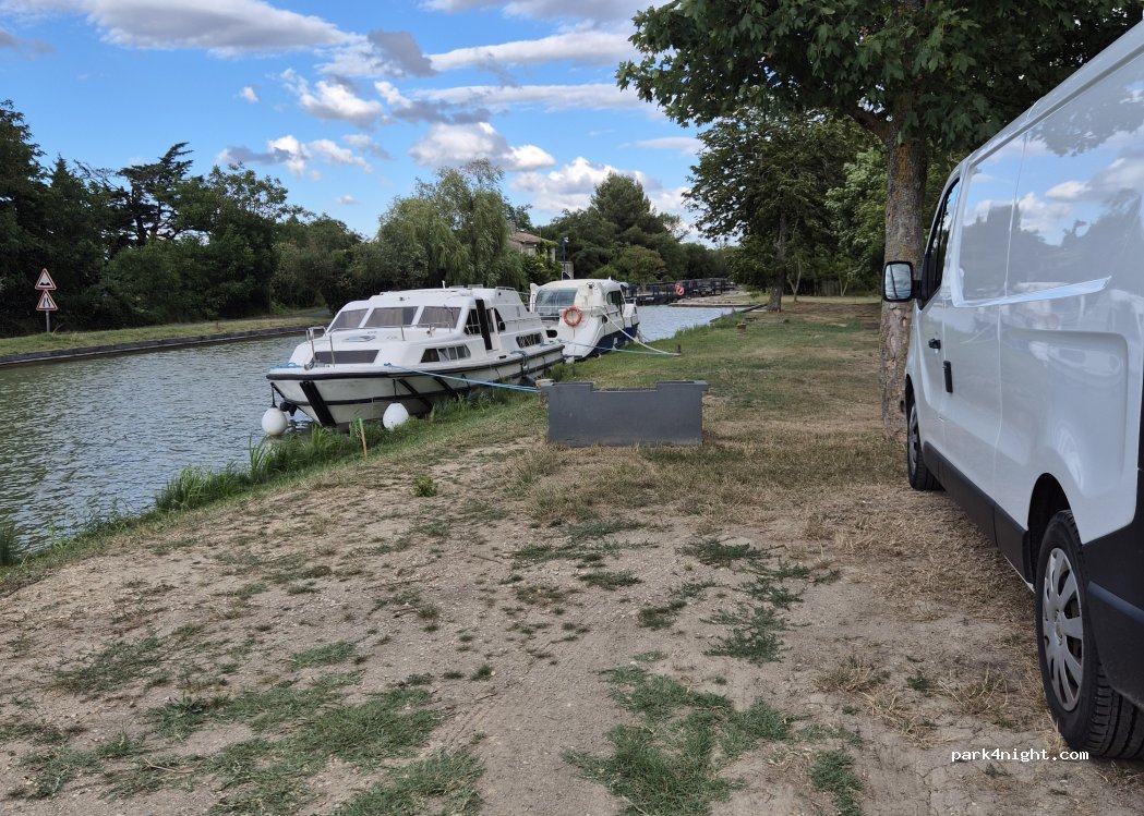 (11150) Lasbordes - D71 — foto 5