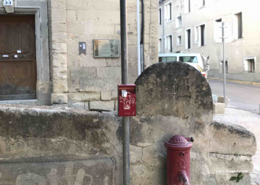 (30250) Sommières - 55 Rue Taillade — foto