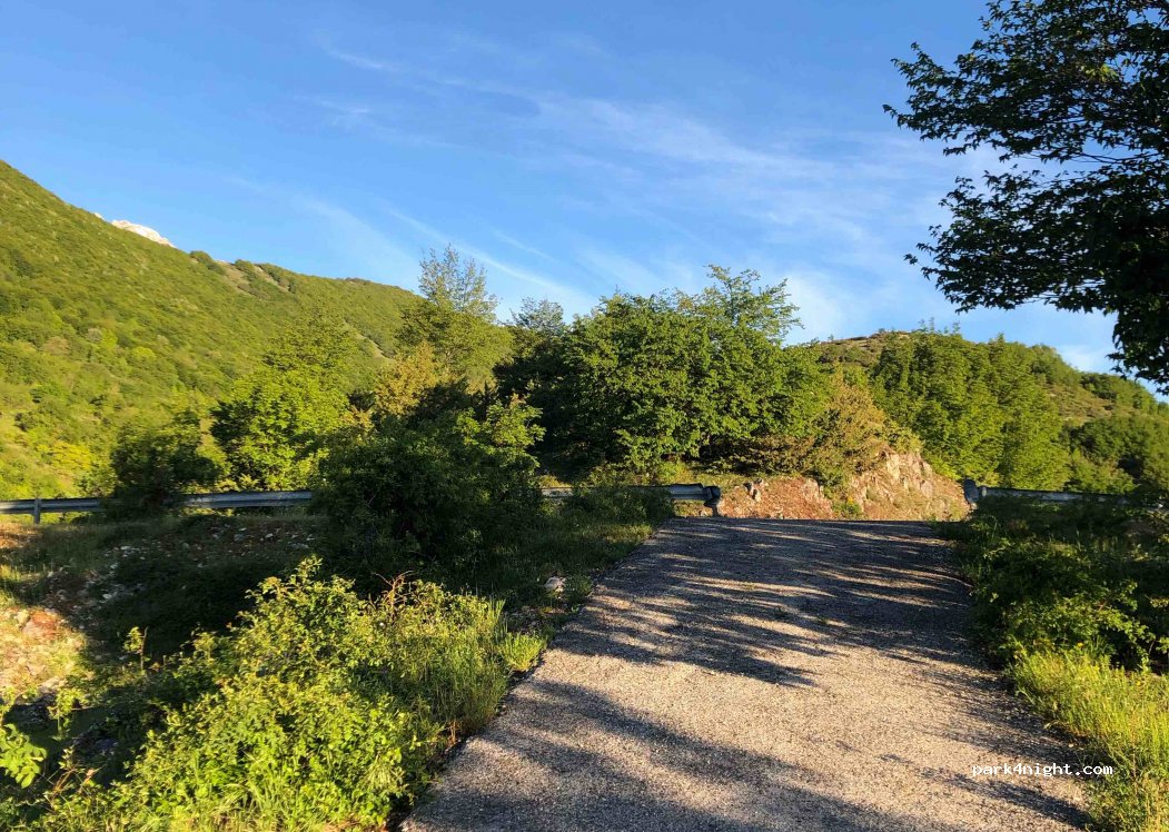 (67029) Secinaro - Unnamed Road — foto