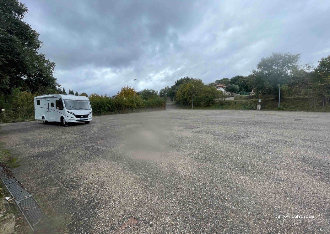 (06010) Citerna - Unnamed Road — foto 3