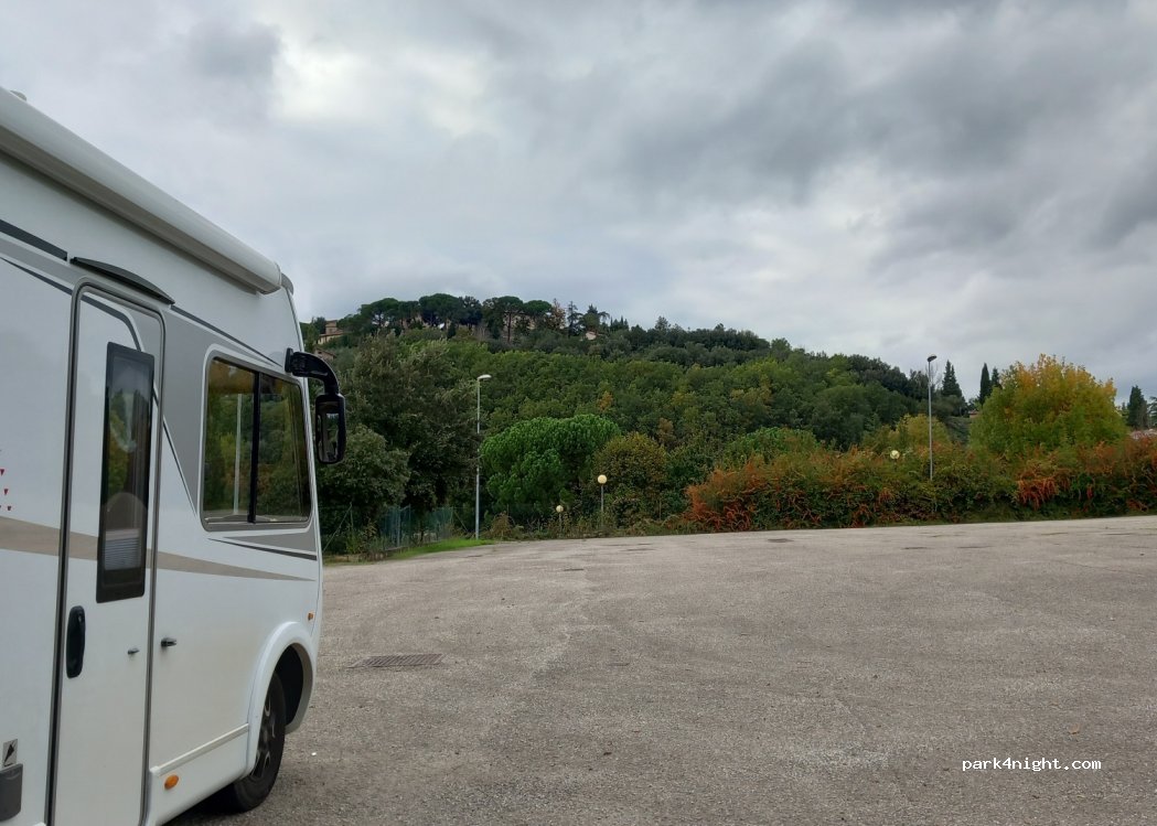 (06010) Citerna - Unnamed Road — foto 4