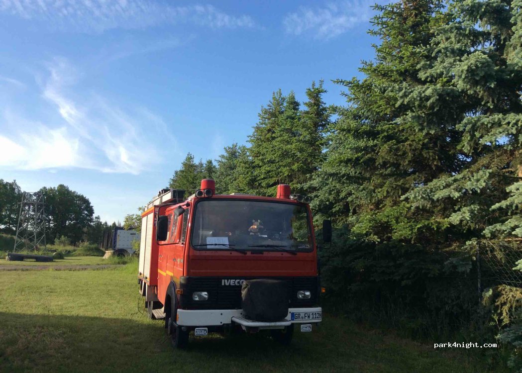 (07589) Lederhose - 1 Kastanienstraße — foto 2