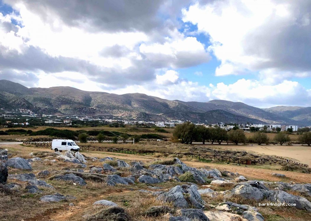 (700 07) Malia - Unnamed Road — foto