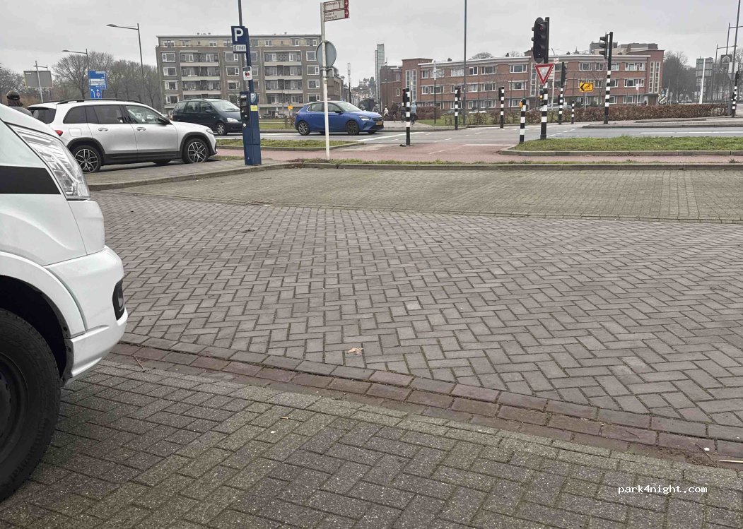 (5211 CG) 's-Hertogenbosch - Wilhelminaplein — foto 4