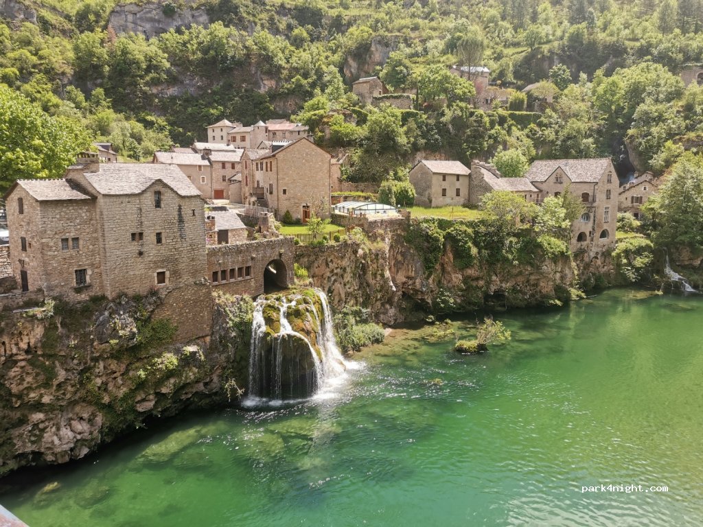 (48210) Gorges du Tarn Causses - 6167 Saint-Chély du Tarn — foto