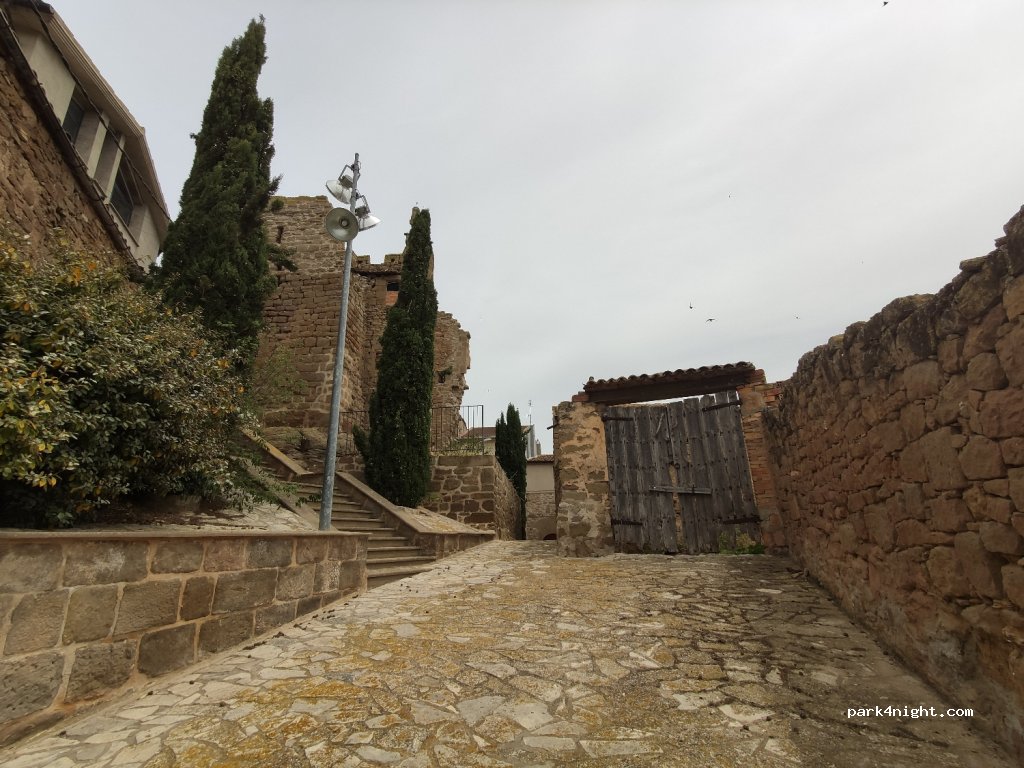 (25318) Montfalcó d'Ossó - 4 Plaça Castell — foto 2