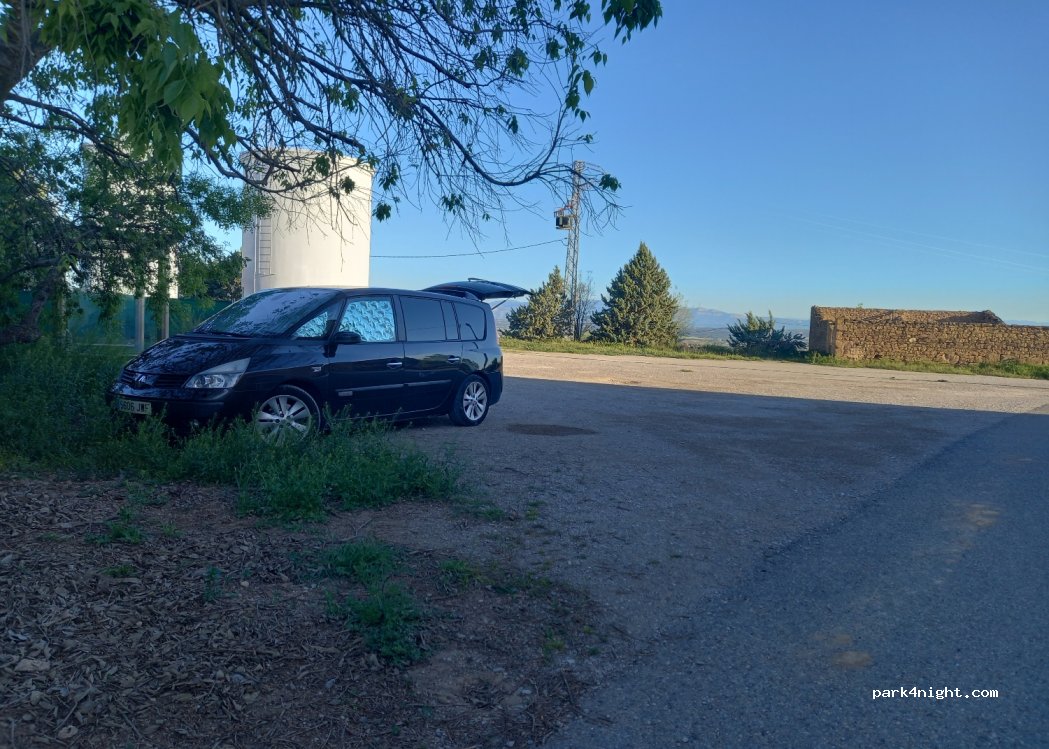 (25318) Montfalcó d'Ossó - 4 Plaça Castell — foto 3