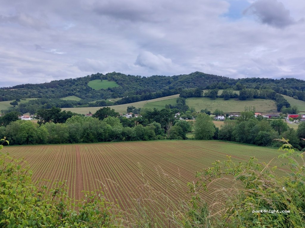 (64120) Aïcirits-Camou-Suhast - D933 — foto