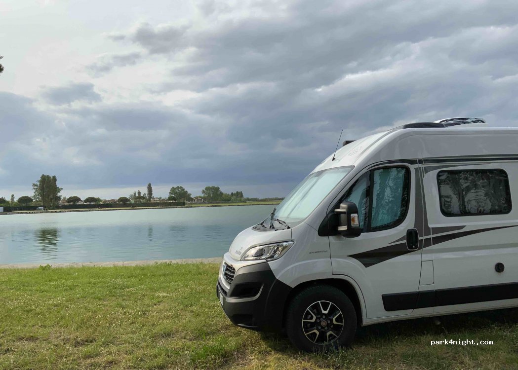(44022) Comacchio - Viale del Lago — foto