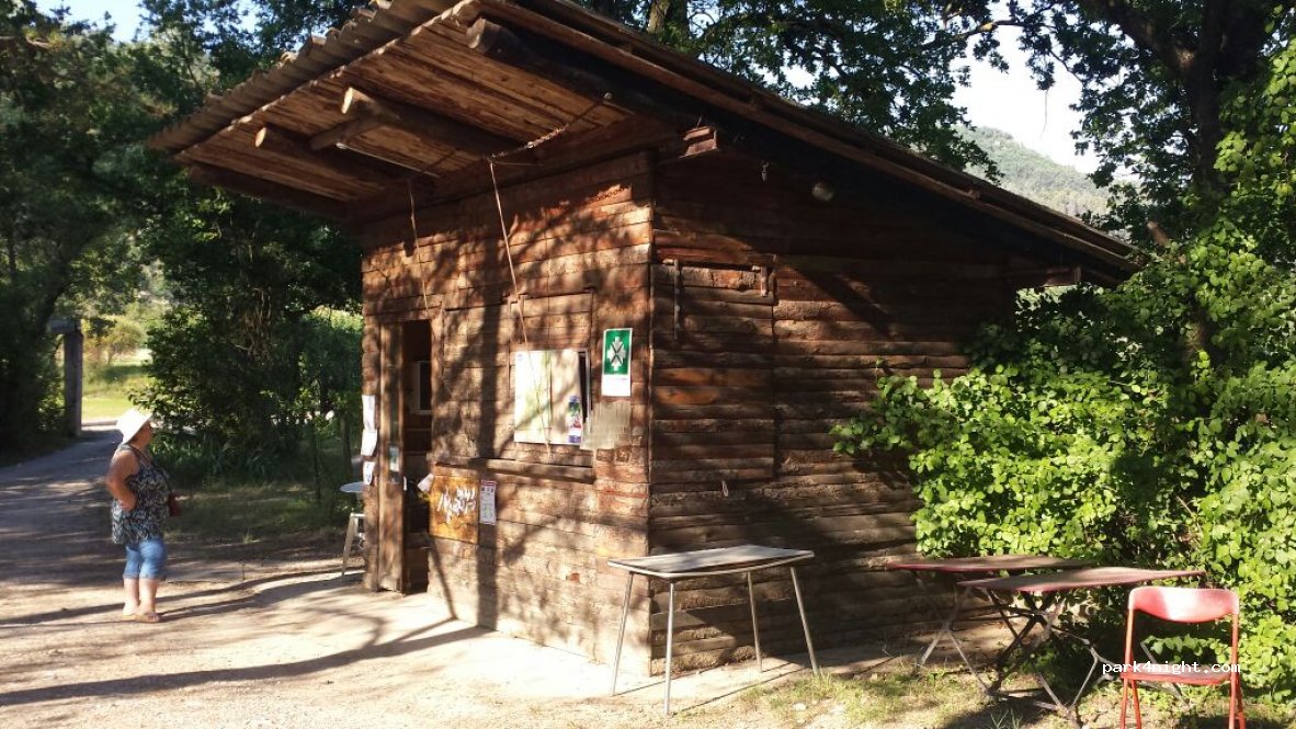 Camping Drôme - Aire Naturelle de Camping le Petit Nid — foto