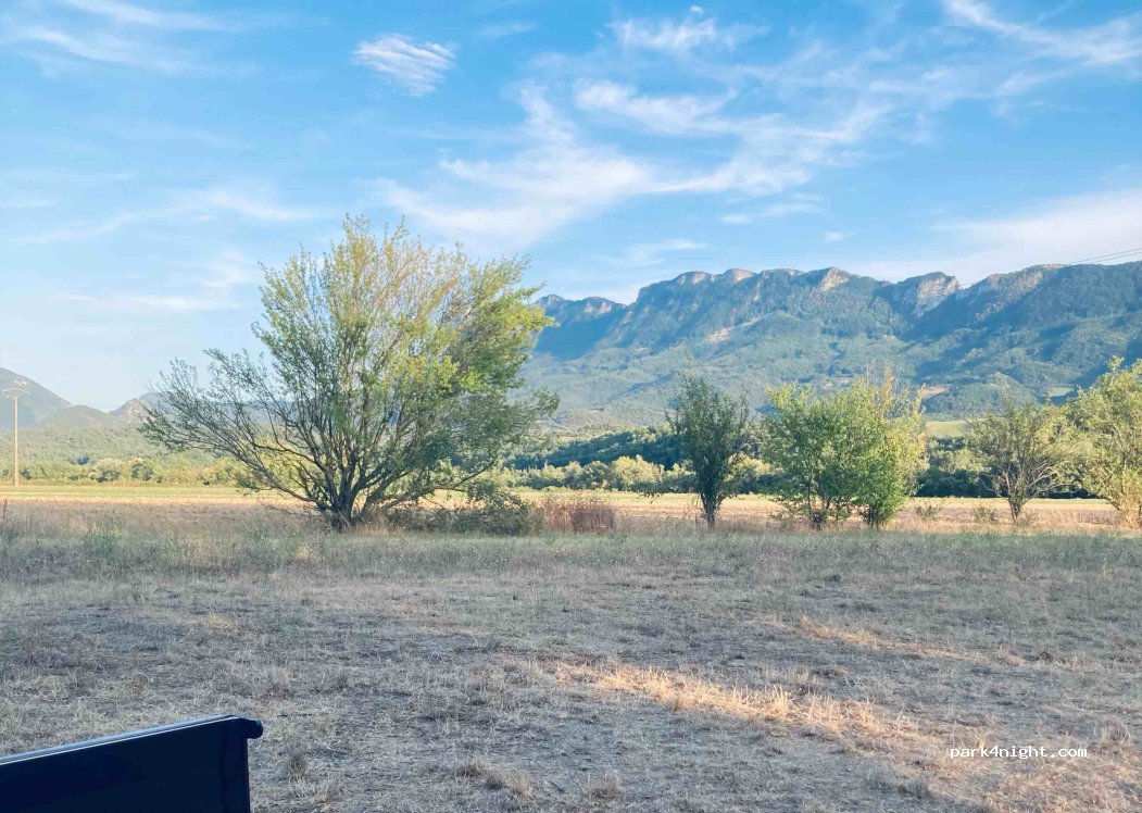 Camping Drôme - Aire Naturelle de Camping le Petit Nid — foto 4