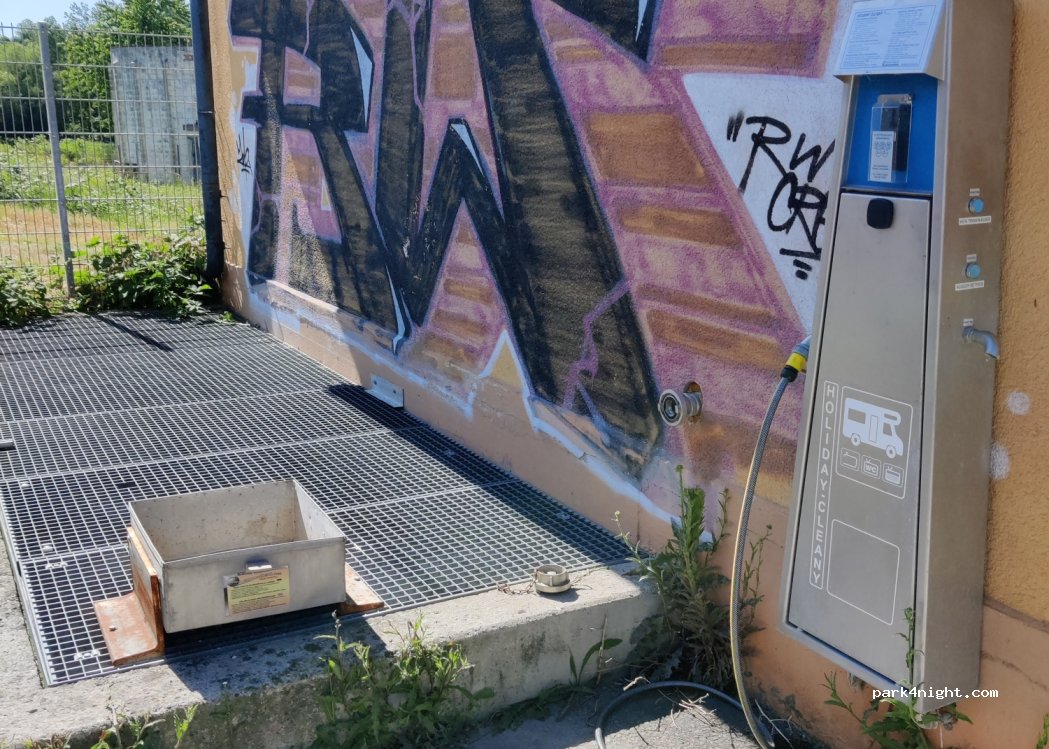 (97291) Thüngersheim - 1 Dorfplatzstraße — foto 3
