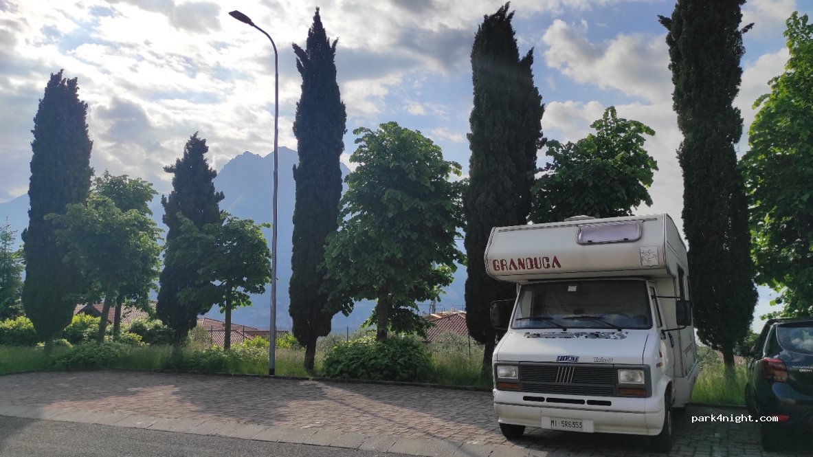 (24060) Riva di Solto - 19 Via Clisoli — foto