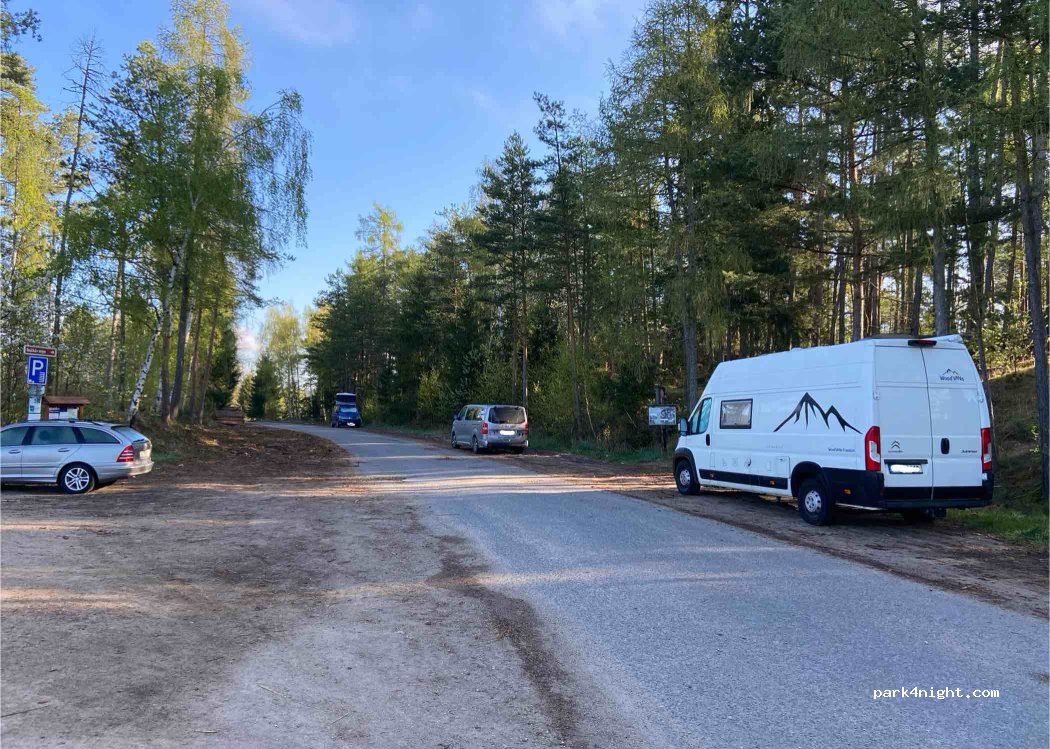 (378 81) Slavonice - Unnamed Road — foto 4