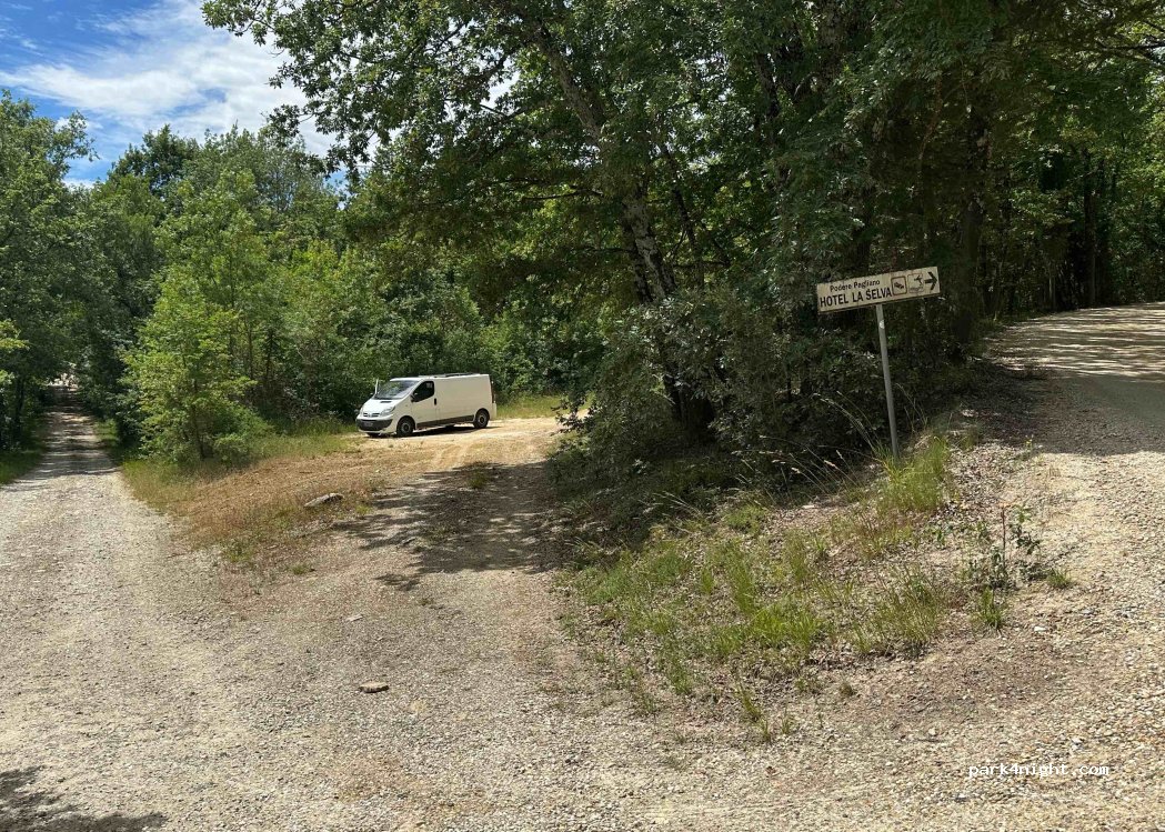 (53031) Casole d'Elsa - Unnamed Road — foto 2