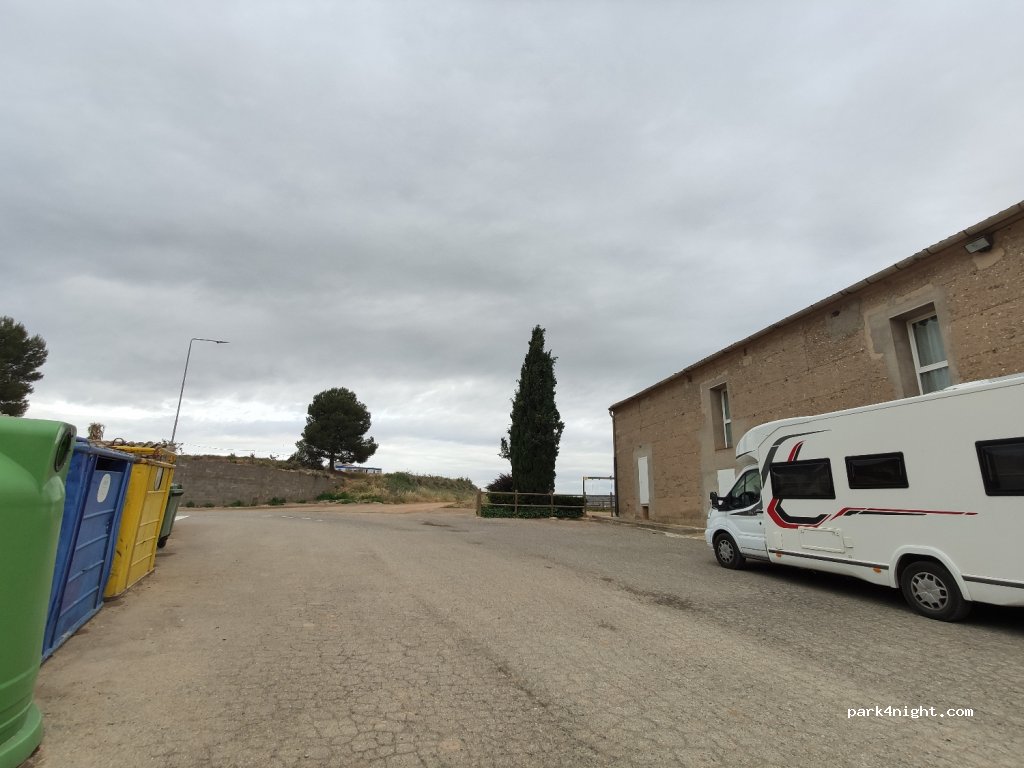 (25331) La Guàrdia - 35 Avinguda Urgell — foto