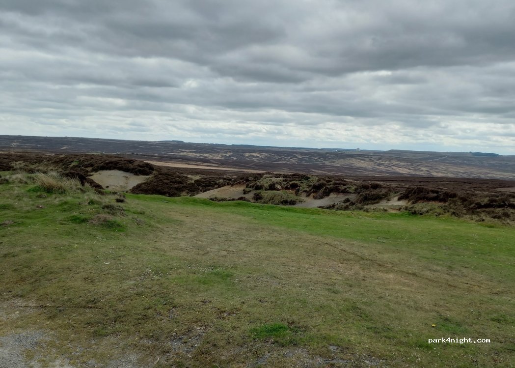 (YO22)  - Cow Wath Bank — foto 2