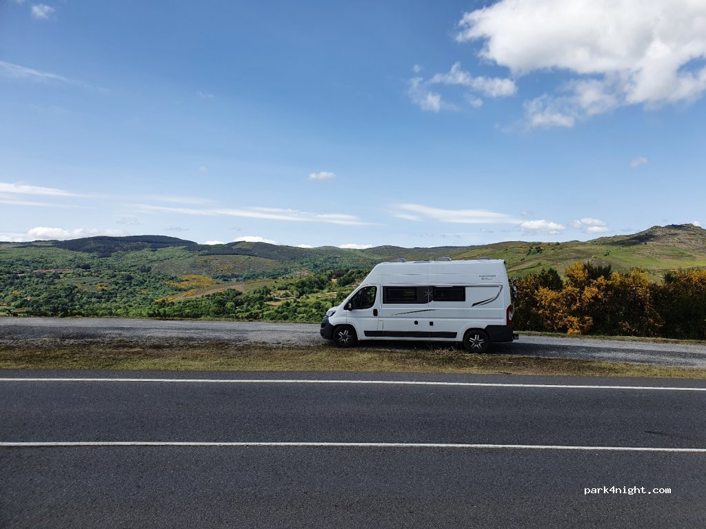 (32643) Galicia - OU-302 — foto