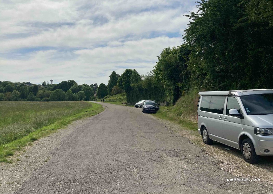 (01160) Neuville-sur-Ain - La Colombière — foto