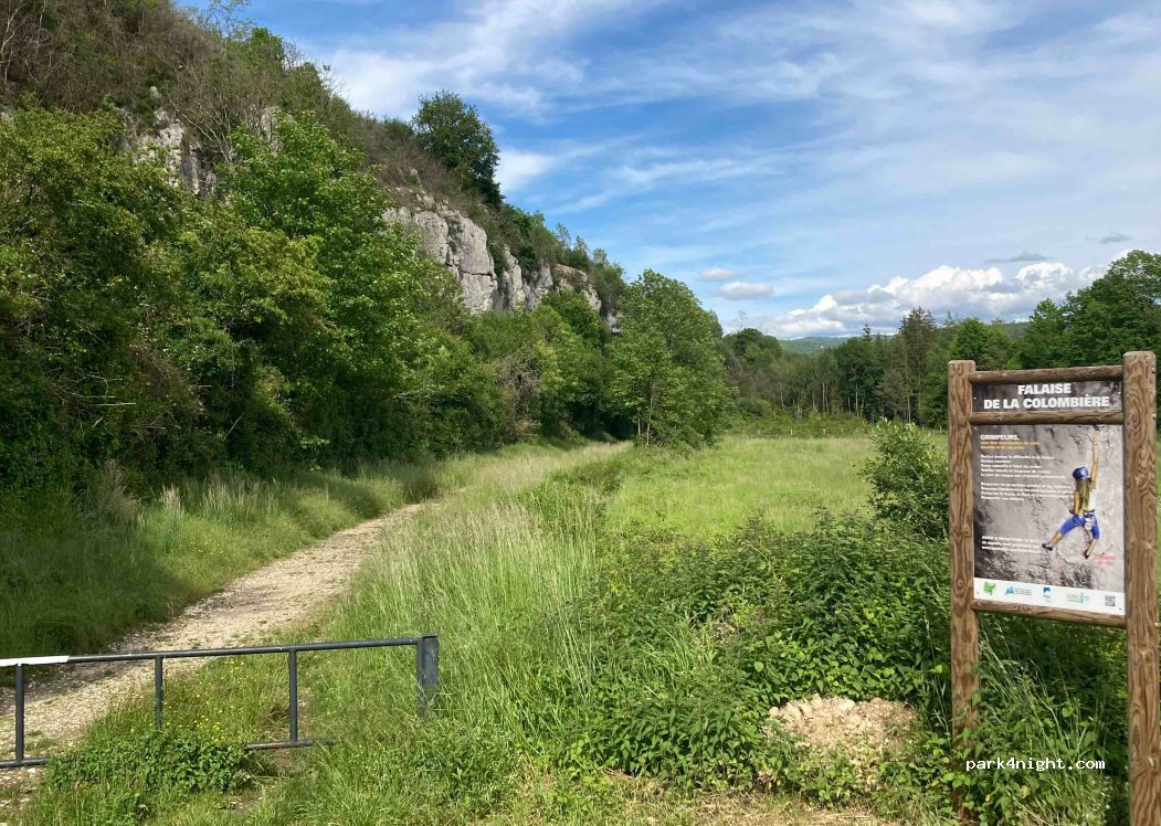 (01160) Neuville-sur-Ain - La Colombière — foto 2