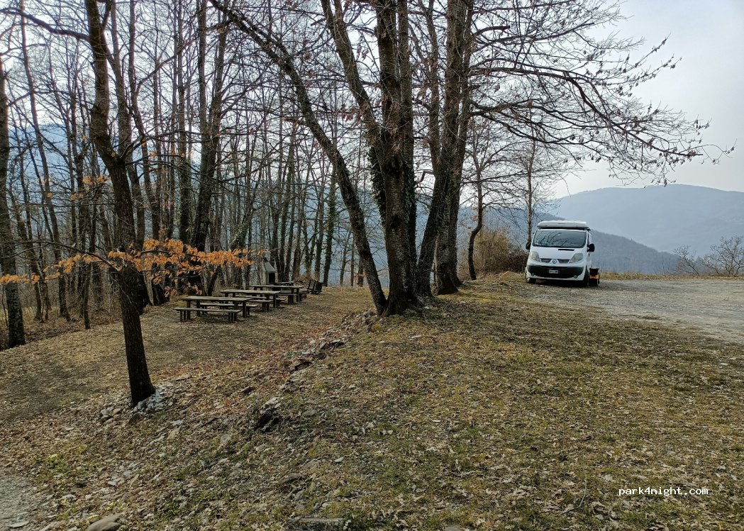 (43021) Corniglio - Unnamed Road — foto 2