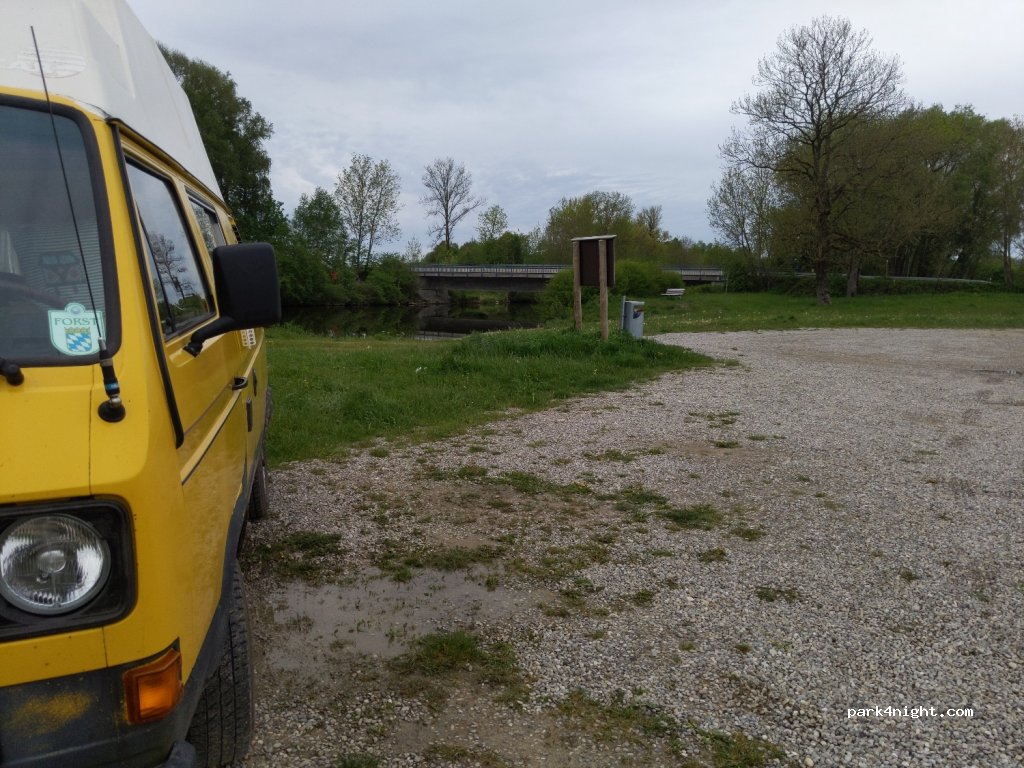 (86845) Großaitingen - 24-22 Weißdornweg — foto