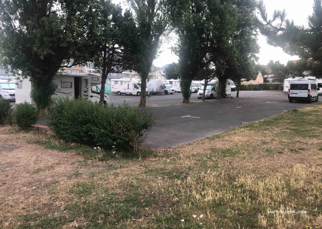 (14470) Courseulles-sur-Mer - 48 Avenue de la Combattante — foto 4