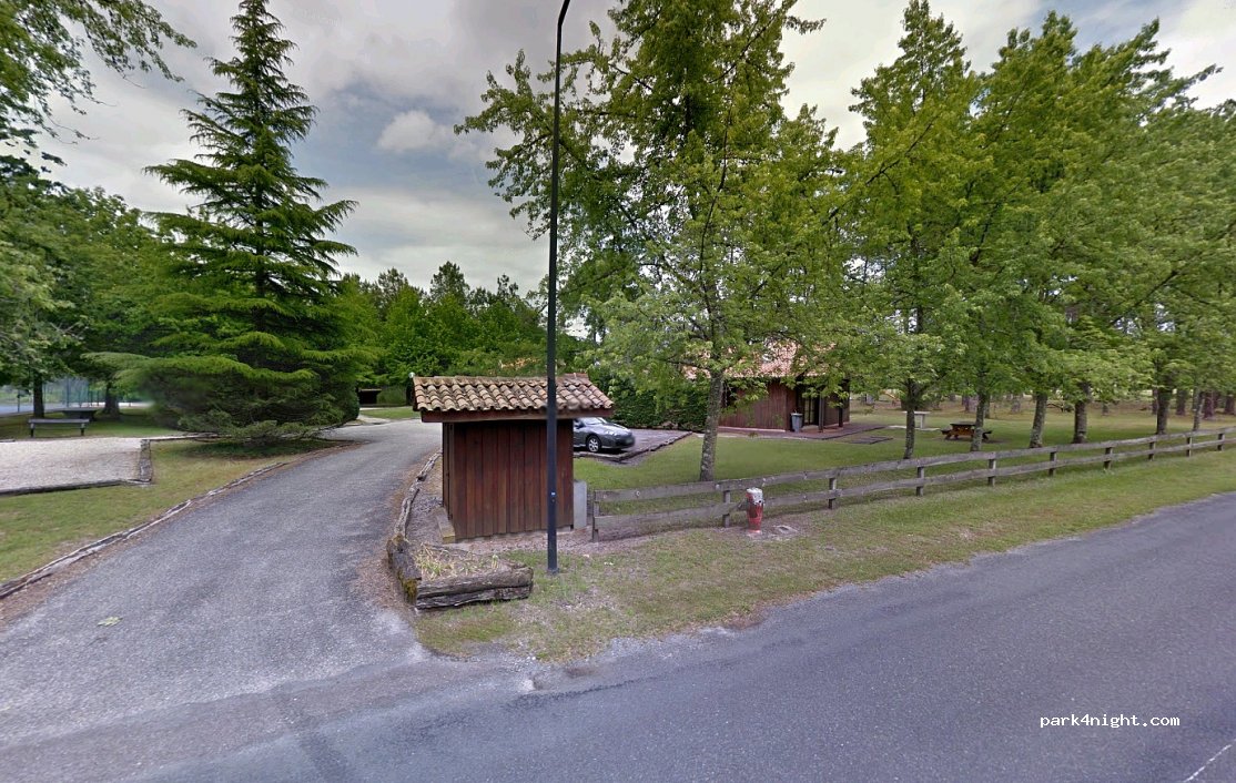 (33113) Bourideys - Le Bourg Nord — foto