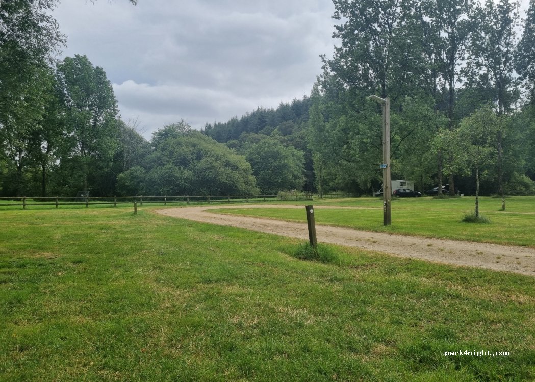 Camping municipal de la Vallée de l'Hyère — foto 4