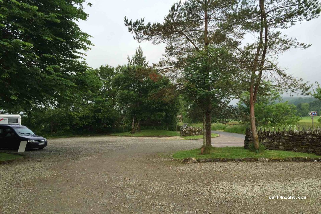 (PA31 8QG) Lochgilphead - B8025 — foto